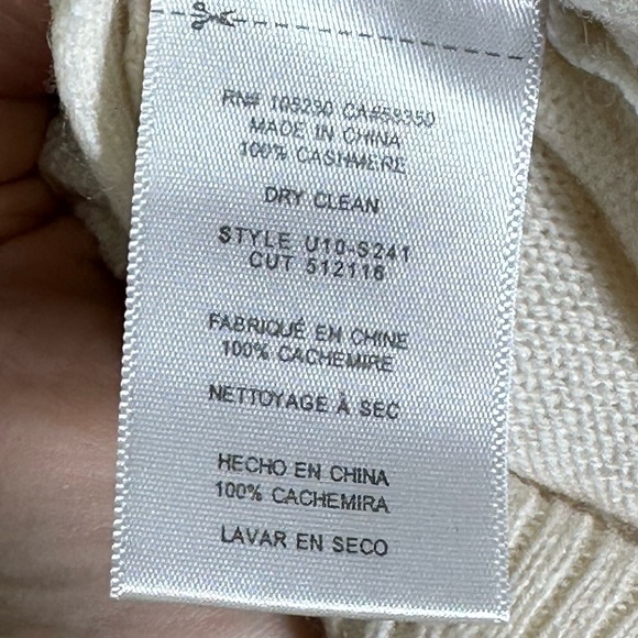 EQUIPMENT
'Jenny' Crewneck Cashmere Sweater - cream - small - Picture 9 of 9